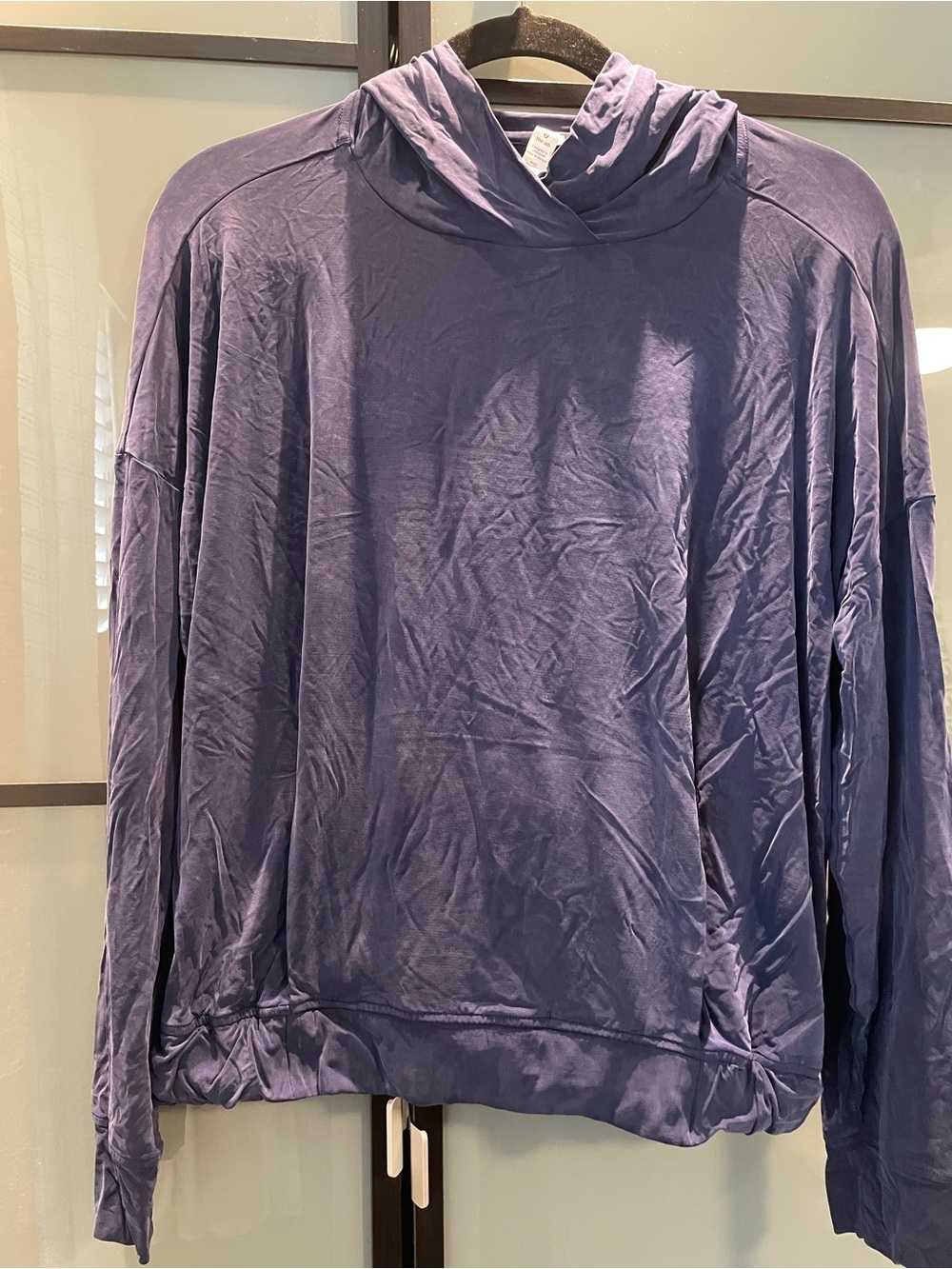 Lightweight Women's Purple-Blue Hooded Pullover Sweatshirt VERY soft